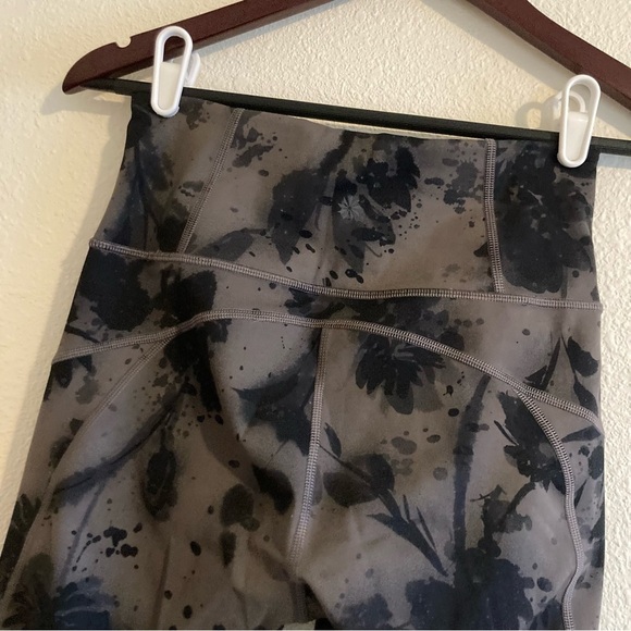 Athleta Women's Brown Floral Rainier Reflective Tight High Rise Leggings Size XS - Picture 9 of 16